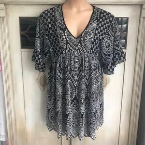 EUC Anthropologie Akemi + Kin Brooke Eyelet Swing Dress | SZ 2
